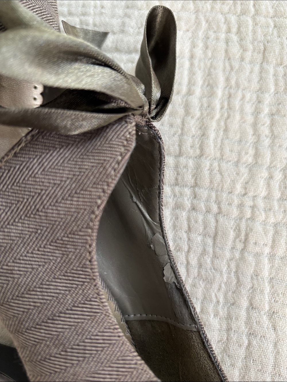 Roberto Vianni Herringbone Brown Bow Cutout Pumps Size 6 - Picture 12 of 12